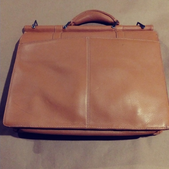 KENNETH COLE REACTION LEATHER BRIEFCASE - Picture 3 of 6